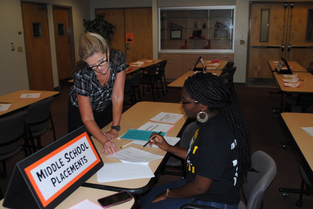UF students sign up to volunteer in Alachua County&nbsp;schools